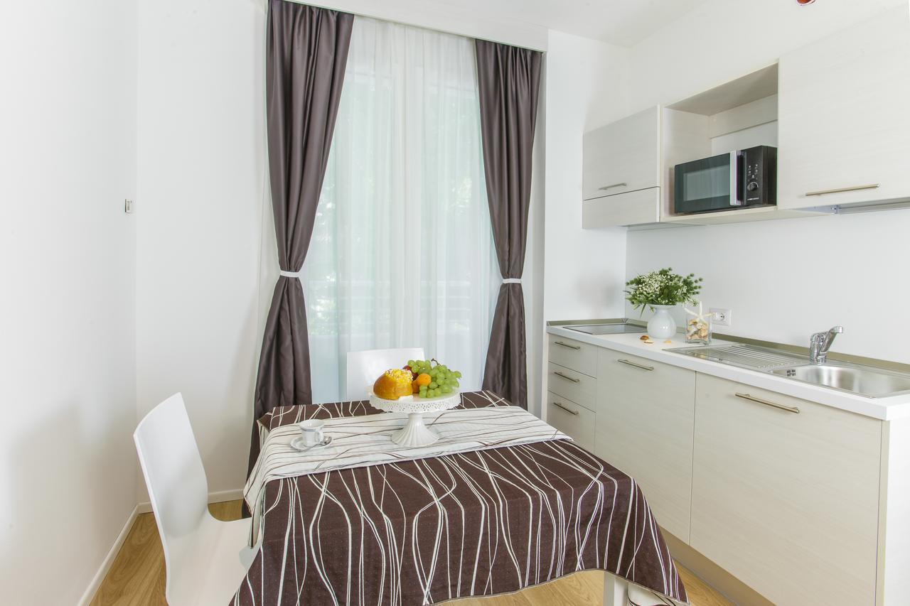 Hotel Houston Suites Ρίμινι Εξωτερικό φωτογραφία