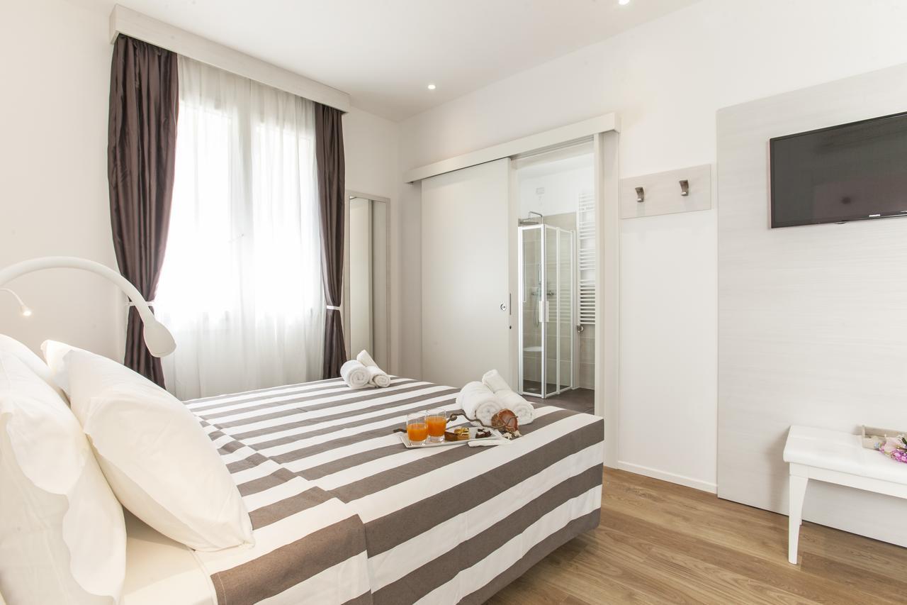 Hotel Houston Suites Ρίμινι Εξωτερικό φωτογραφία