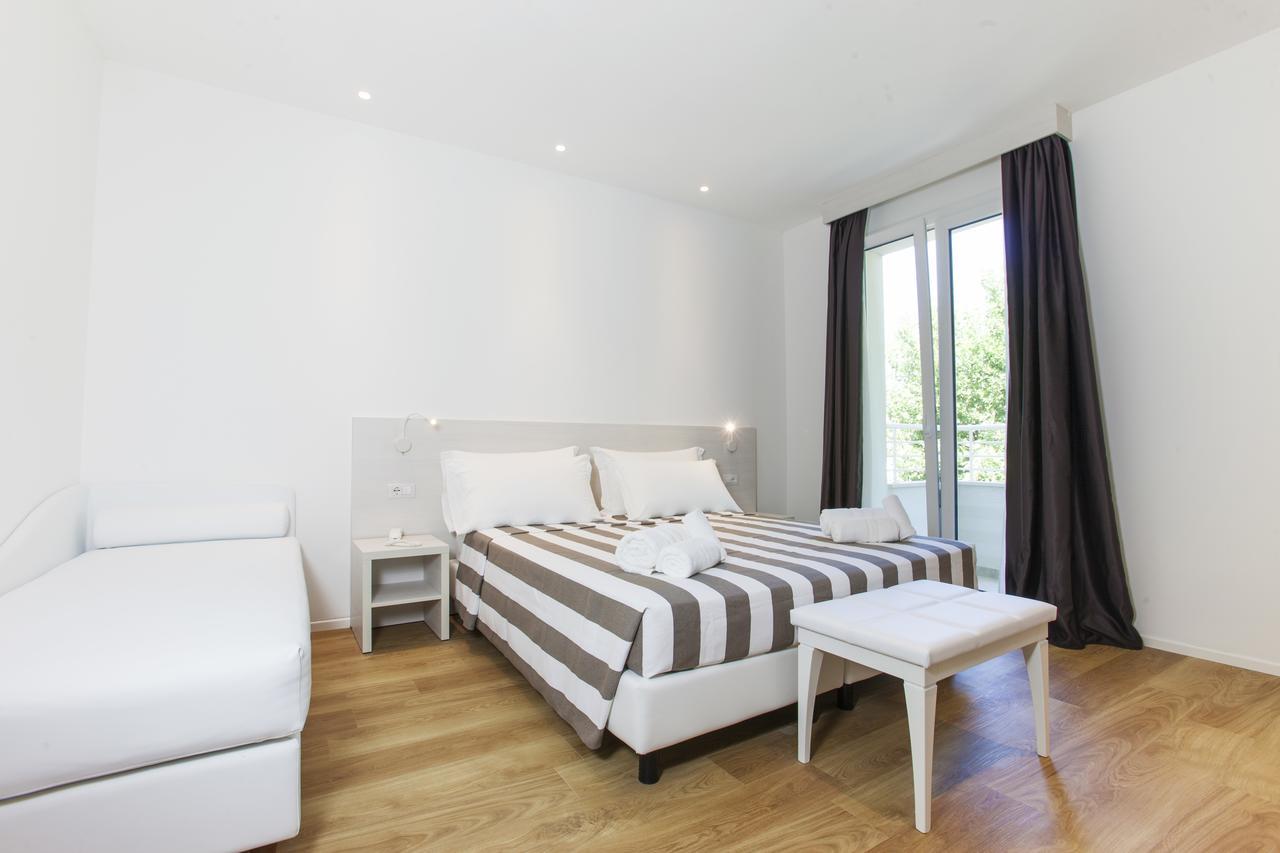 Hotel Houston Suites Ρίμινι Εξωτερικό φωτογραφία