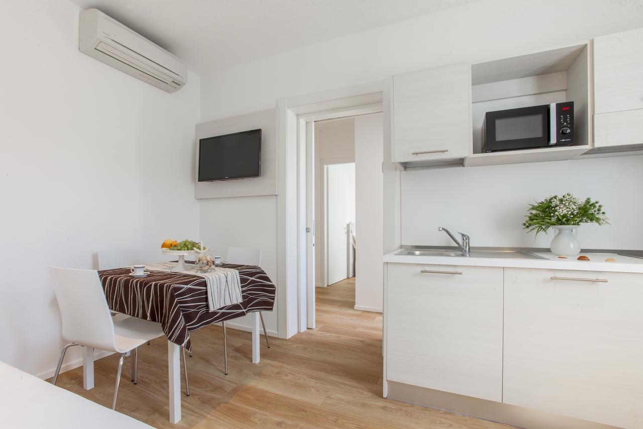 Hotel Houston Suites Ρίμινι Εξωτερικό φωτογραφία